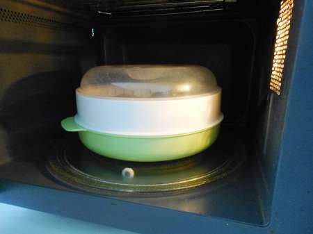 Хек в соусе с чесноком и розмарином Хек в соусе с чесноком и розмарином