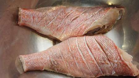 Красный окунь на сковороде Красный окунь на сковороде