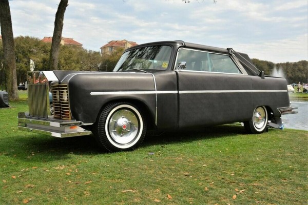 Антиквариат Safarikar. Самый странный охотничий автомобиль в миреАмериканский инвестор Брюс Болдуин в 1972 году решил создать удобный в его понимании автомобиль для охотника с новыми возможностями
Антиквариат Safarikar. Самый странный охотничий автомобиль в миреАмериканский инвестор Брюс Болдуин в 1972 году решил создать удобный в его понимании автомобиль для охотника с новыми возможностями