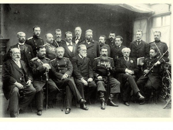 История оружия России. Тульский оружейник Алексей ГрязновНи одно частное ружейное заведение России не демонстрировало свои изделия на международных и отечественных выставках столь часто, как мастерская Грязнова