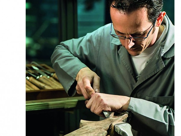 Классический газоотвод. Новая Beretta А-400 Борьба за покупателя не останавливается ни на минуту, компании постоянно предлагают новые варианты и модели своей продукции. Но нужно не просто сделать новый вид изделия, нужно добавить ему какой-нибудь изюминки Классический газоотвод. Новая Beretta А-400 Борьба за покупателя не останавливается ни на минуту, компании постоянно предлагают новые варианты и модели своей продукции. Но нужно не просто сделать новый вид изделия, нужно добавить ему какой-нибудь изюминки